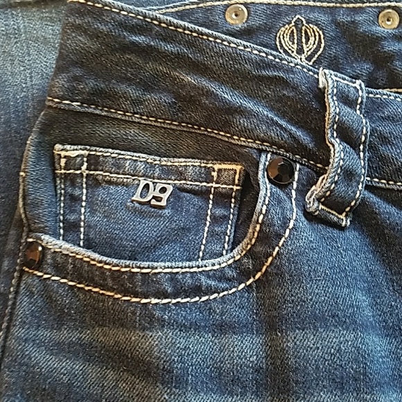 D9 Jeans - Picture 5 of 7